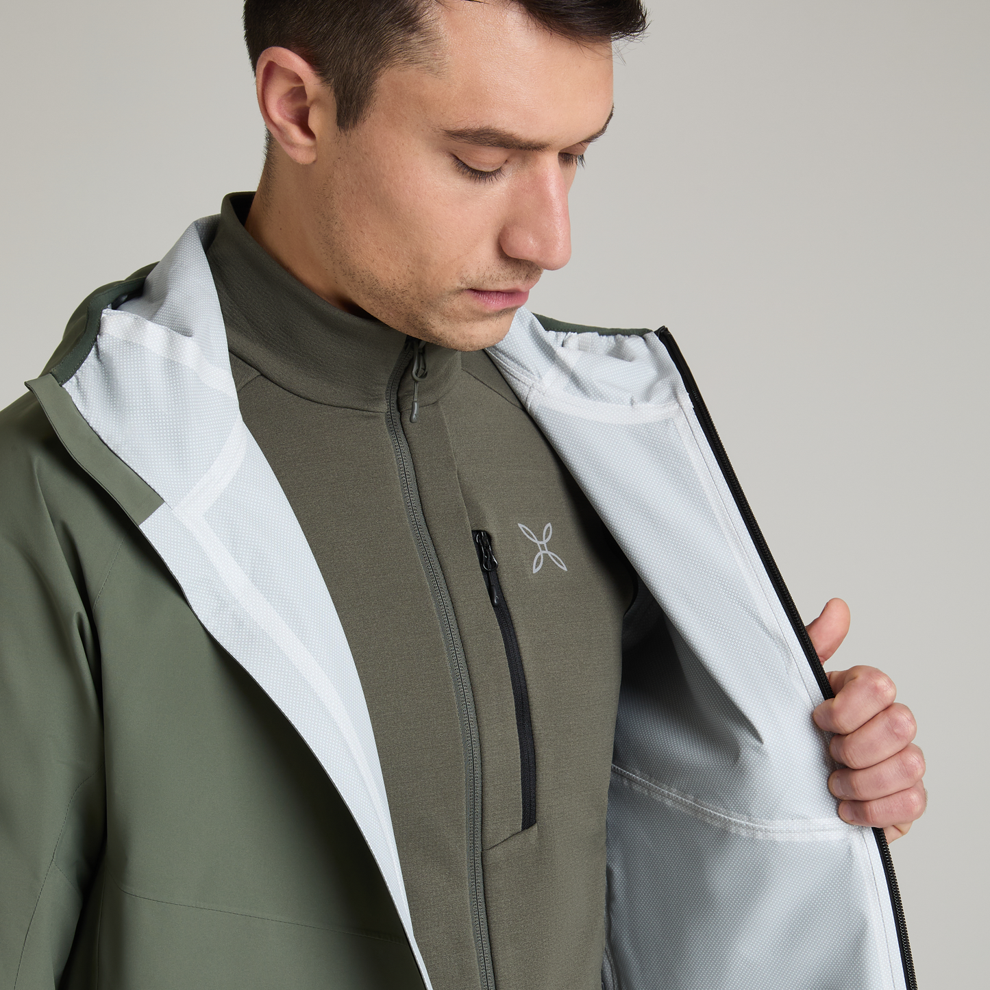 Men's Nordik Hooded Waterproof Jacket for Hiking | Montura Men's Nordik Hooded Waterproof Jacket for Hiking | Montura