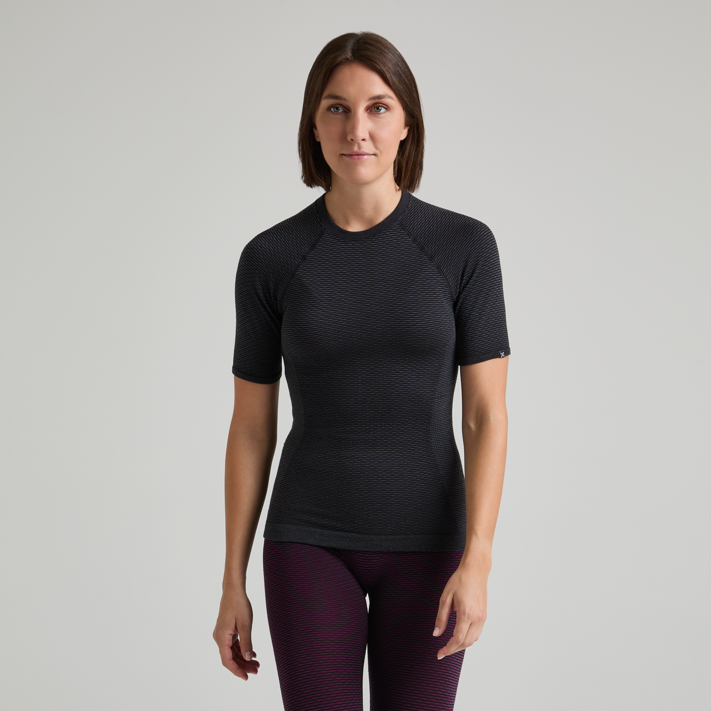 トップス VALLAD ITEM TEE BLK L size SEAMLESS MERINO 2 T-SHIRT WOM. – Montura Online Store